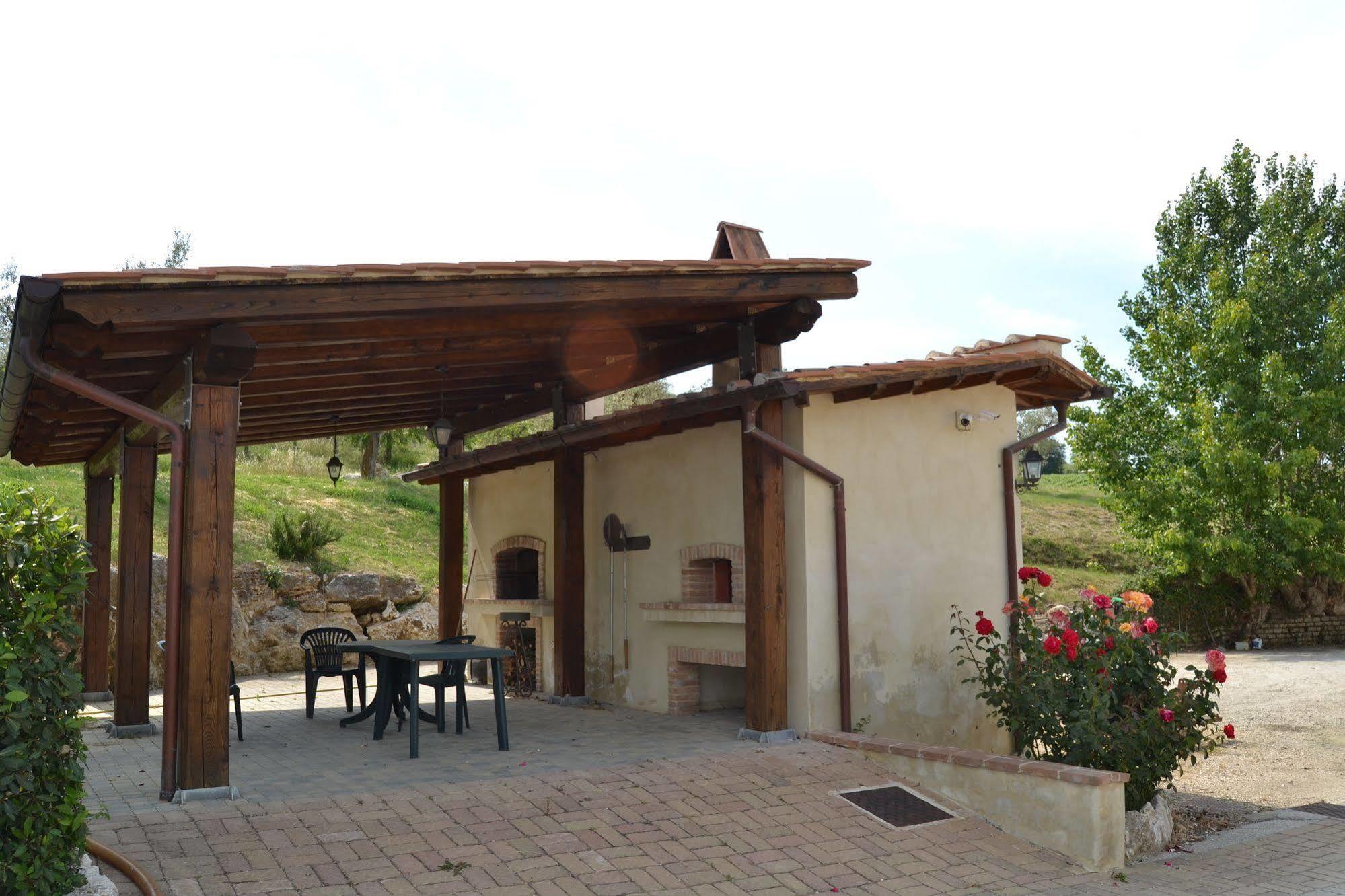 Tenuta Pizzogallo Amelia Luaran gambar
