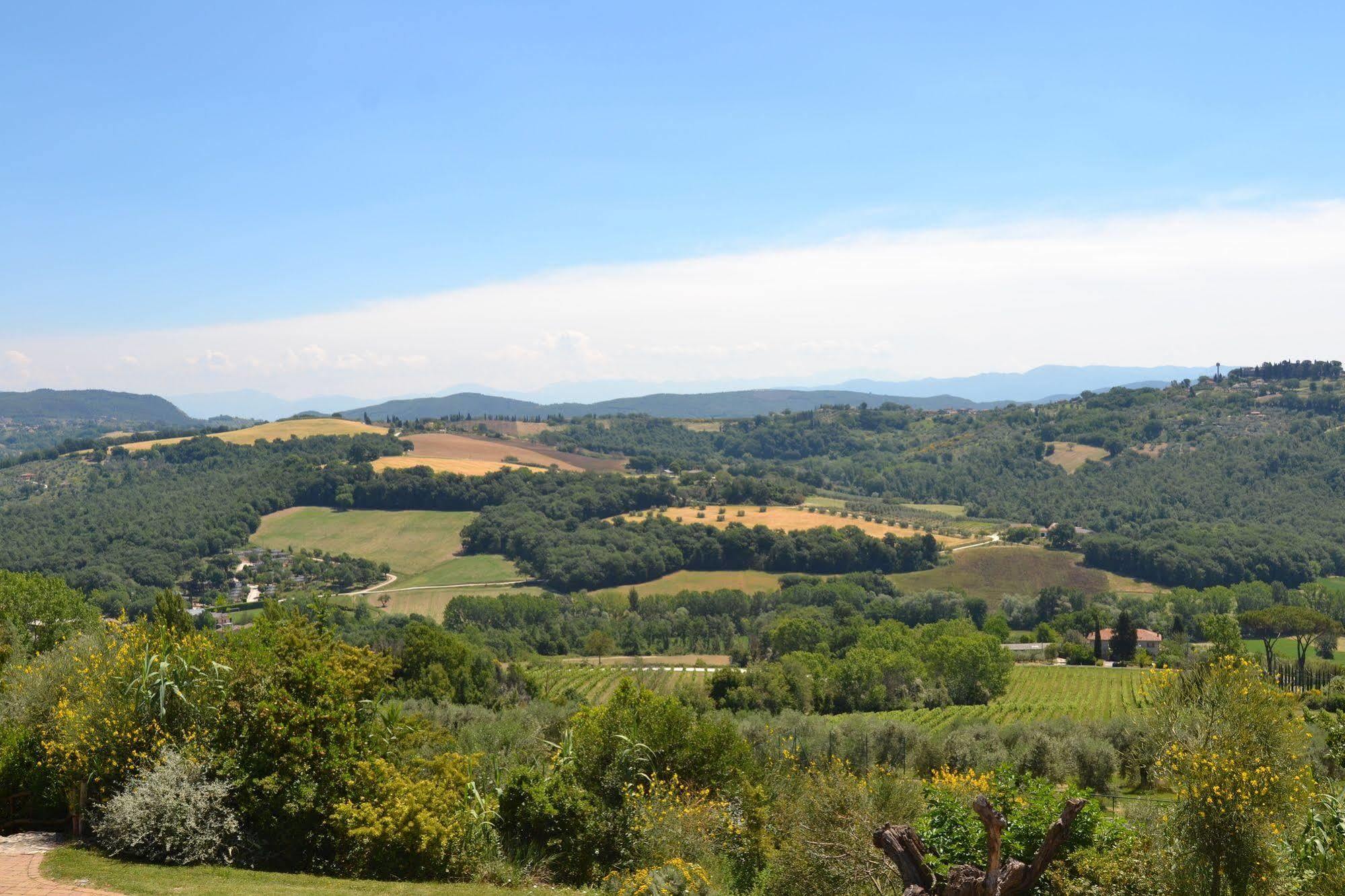 Tenuta Pizzogallo Amelia Luaran gambar