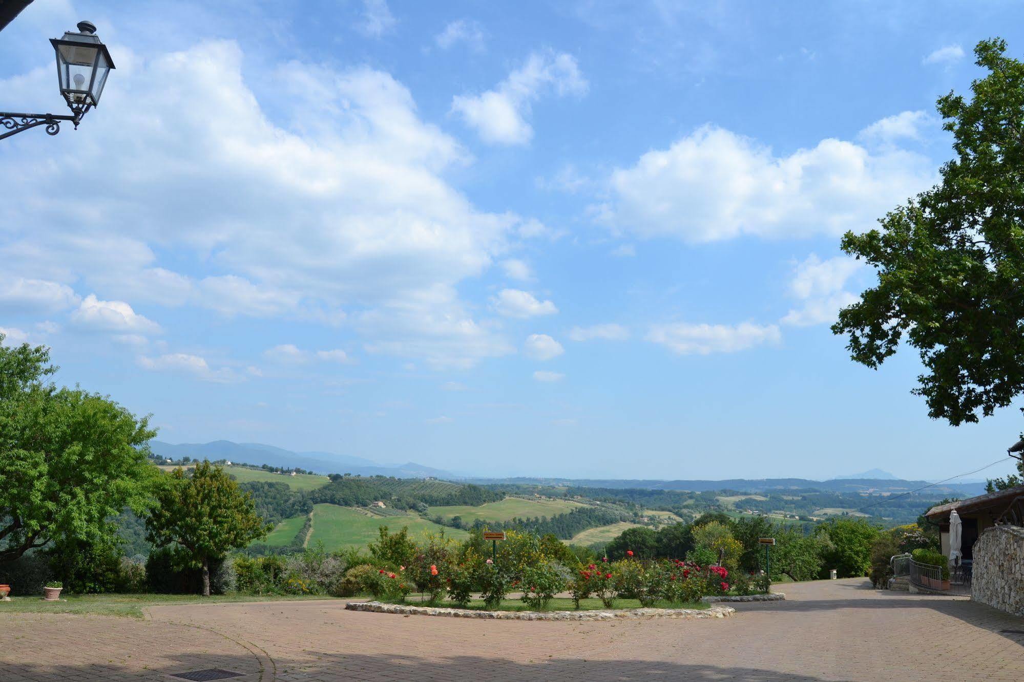 Tenuta Pizzogallo Amelia Luaran gambar